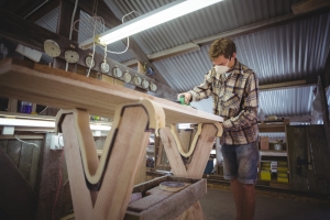 Maximizing Precision in Woodworking with Proper Lighting Maximizing Precision in Woodworking with Proper Lighting